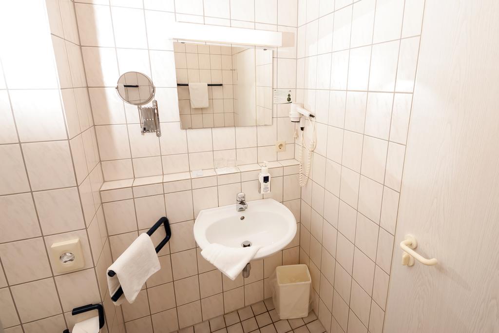 Wohlfuehlhotel Der Jaegerhof Willebadessen Экстерьер фото
